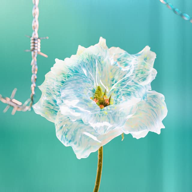 Liv Flower 32
